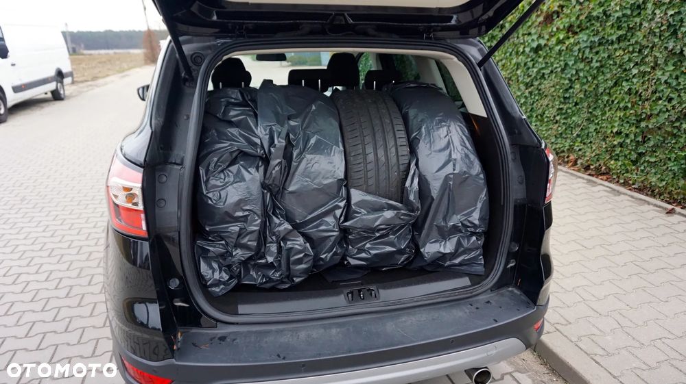 Ford Kuga 1.5 EcoBlue COOL&CONNECT - 17