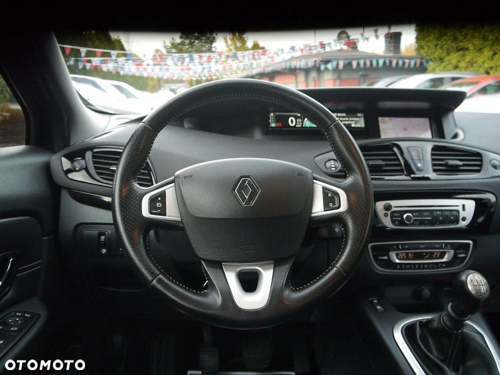 Renault Grand Scenic 2.0 dCi Privilege - 16