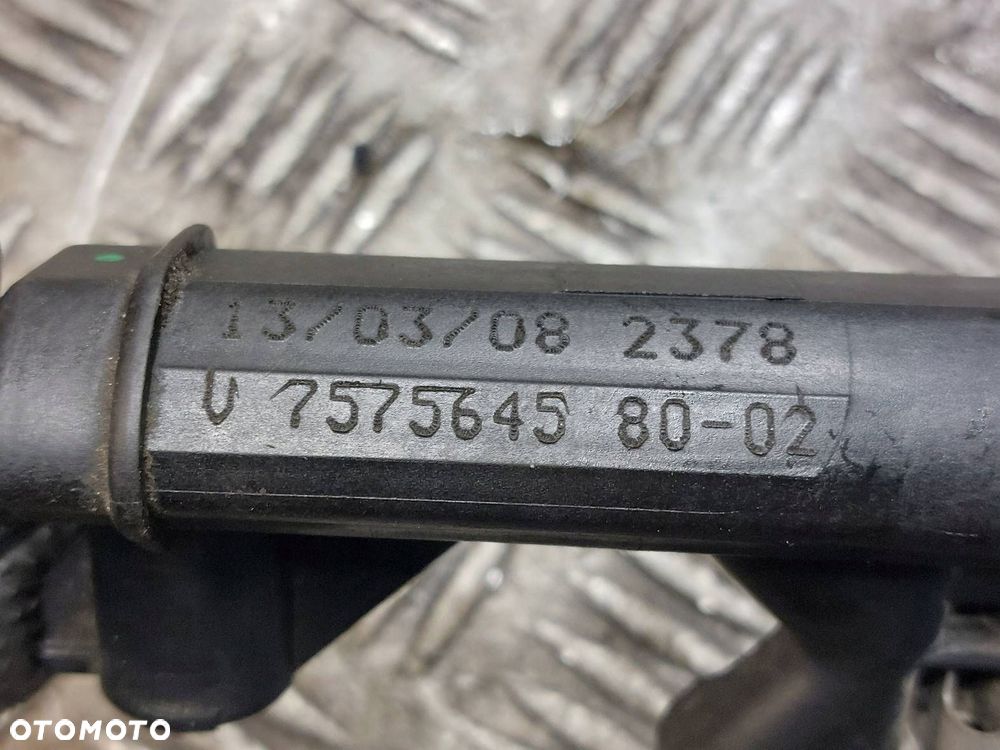 LISTWA WTRYSKOWA PEUGEOT 207 I 1.4 16V V757564580 V752817680 - 3