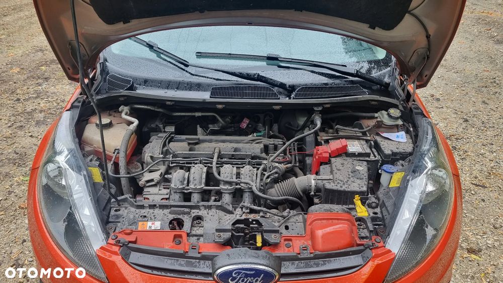 Ford Fiesta - 15