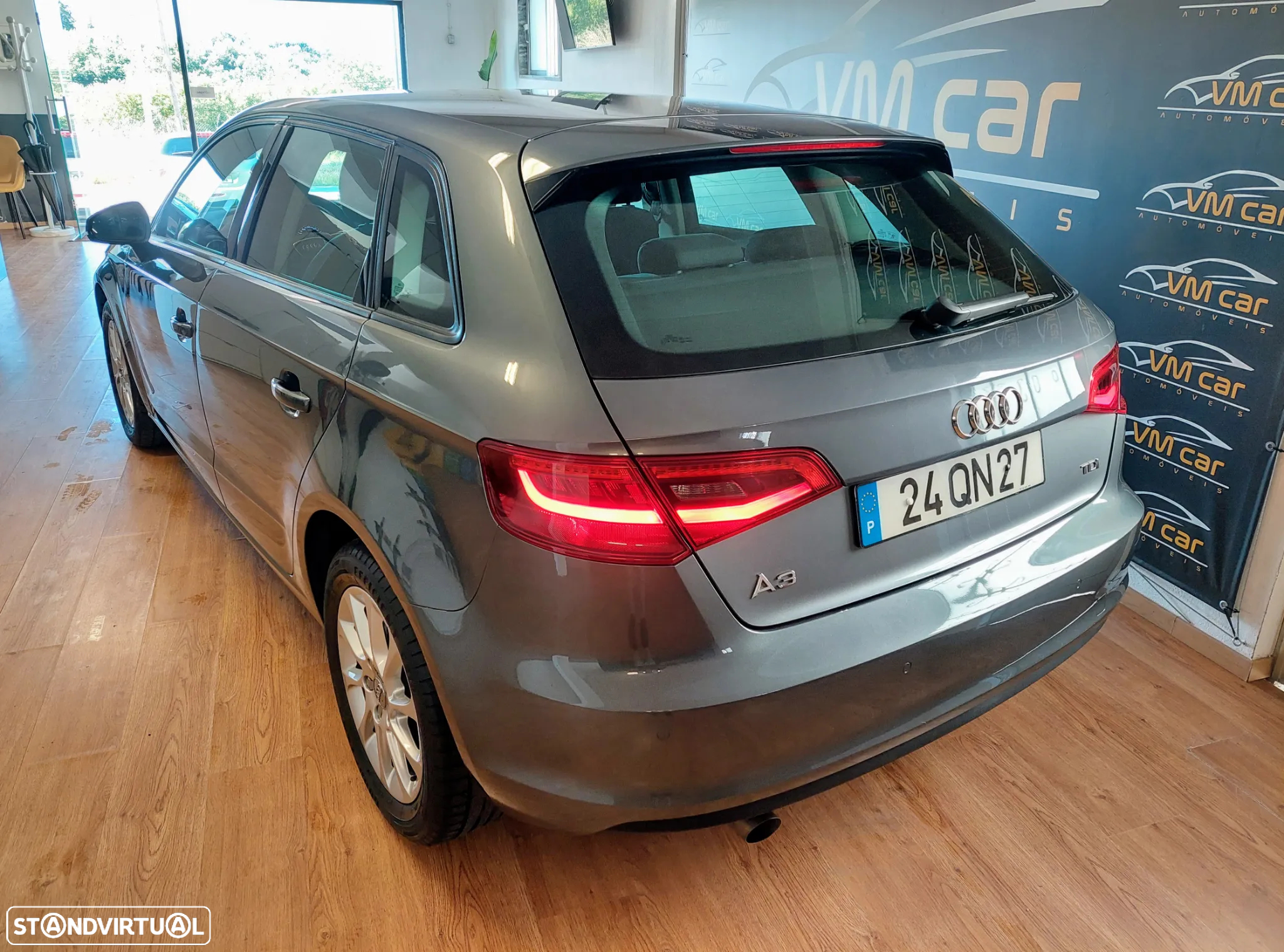Audi A3 Sportback 1.6 TDI Advance Ultra - 11