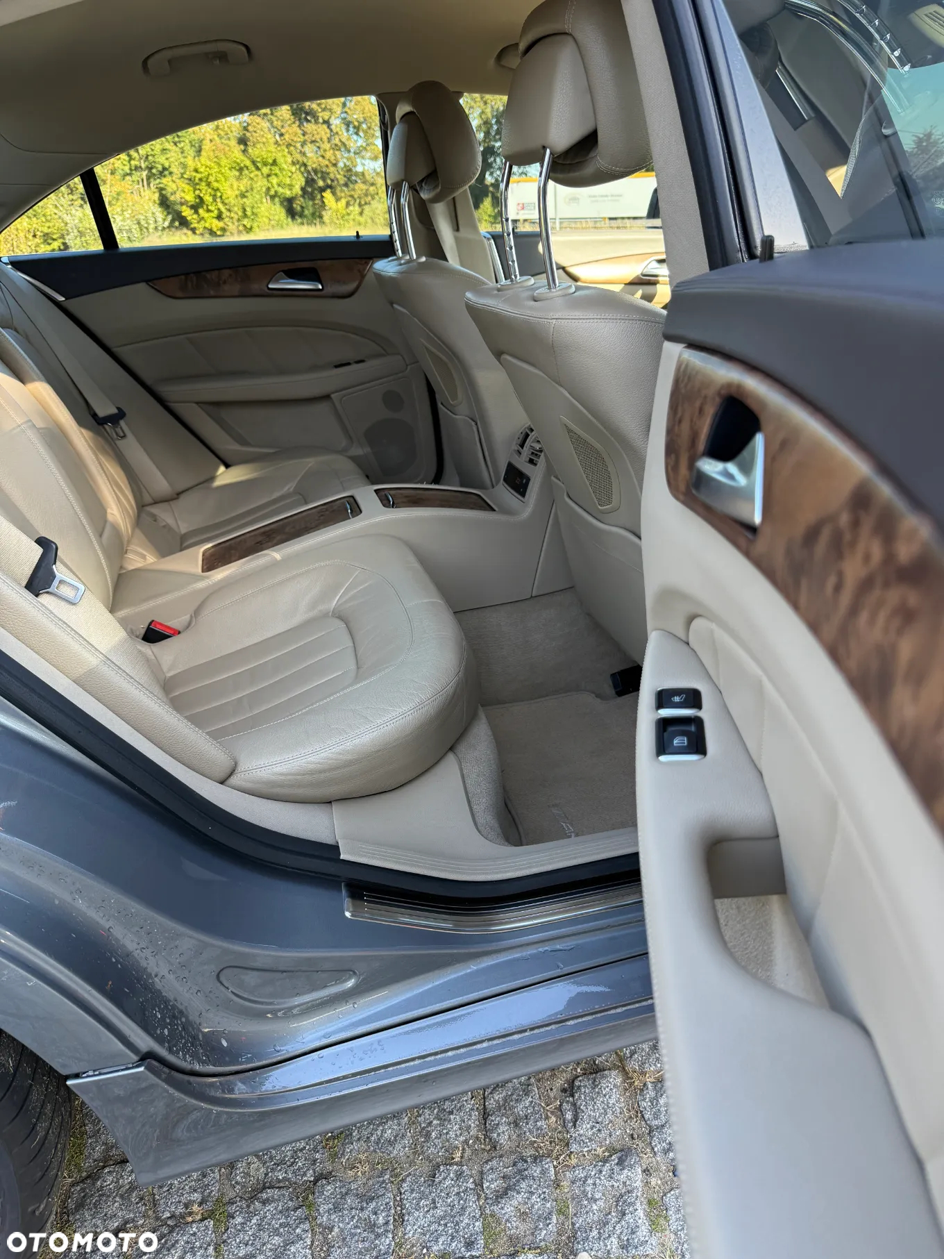 Mercedes-Benz CLS 350 CDI 4-Matic BlueEff - 17