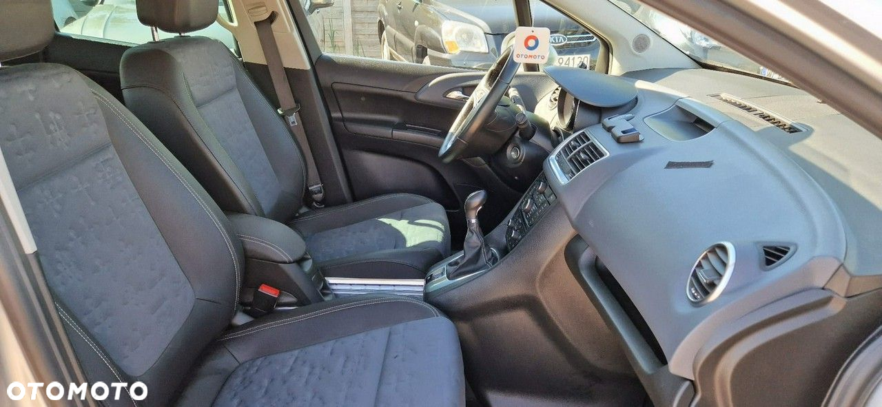 Opel Meriva - 28