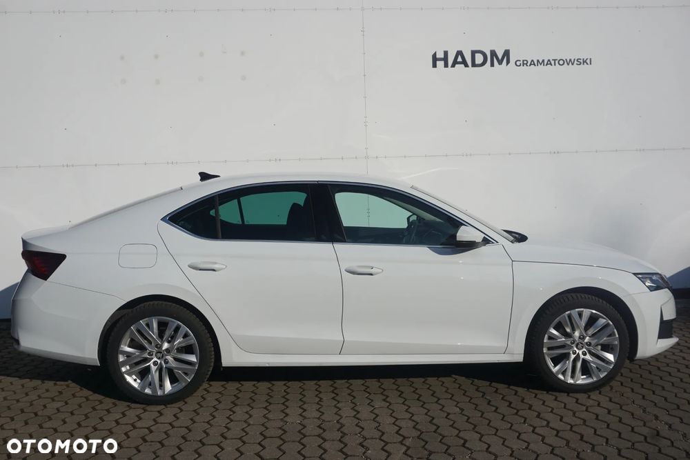 Skoda Octavia 2.0 TDI Edition 130 Selection DSG - 6