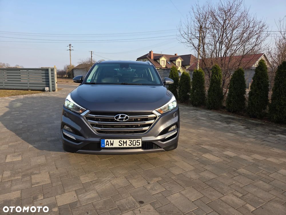 Hyundai Tucson 2.0 CRDI 4WD Automatik Premium - 20