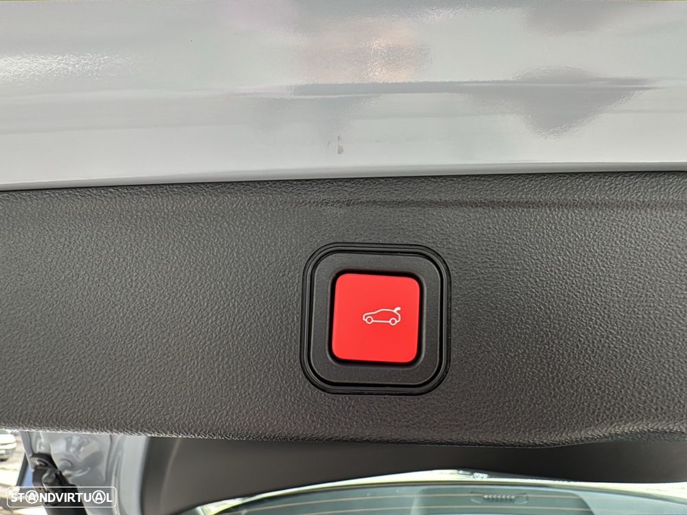 Jeep Avenger 1.2 e-Hybrid Altitude DCT - 15