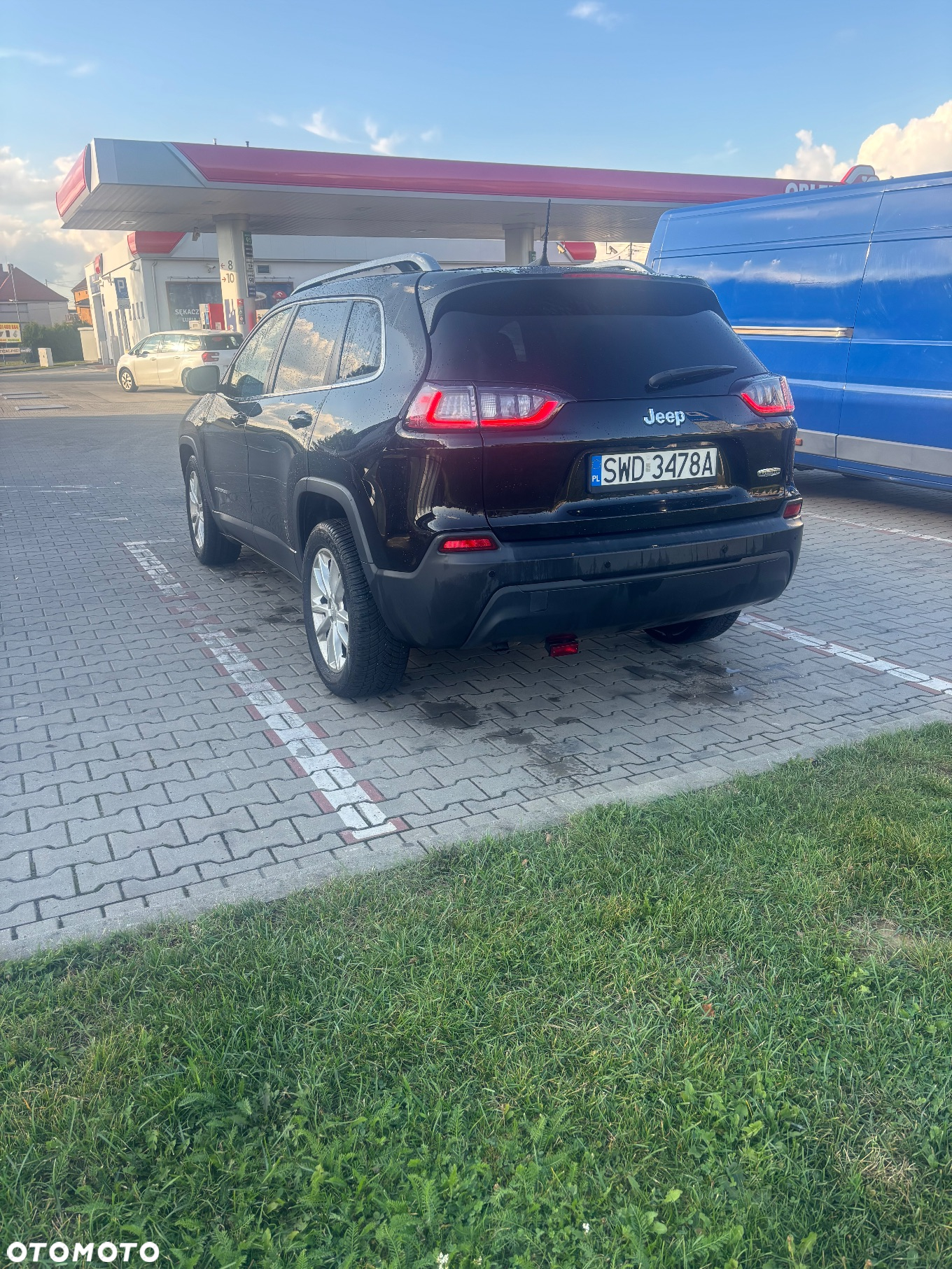 Jeep Cherokee - 9