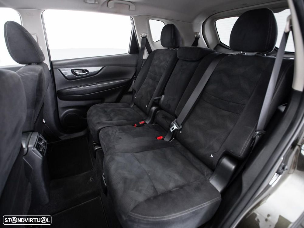 Nissan X-Trail - 12