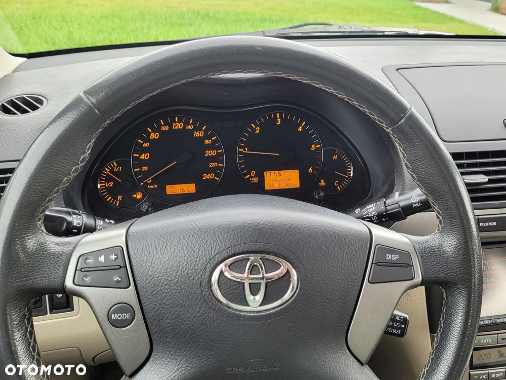 Toyota Avensis 2.2 D-4D X Premium - 11