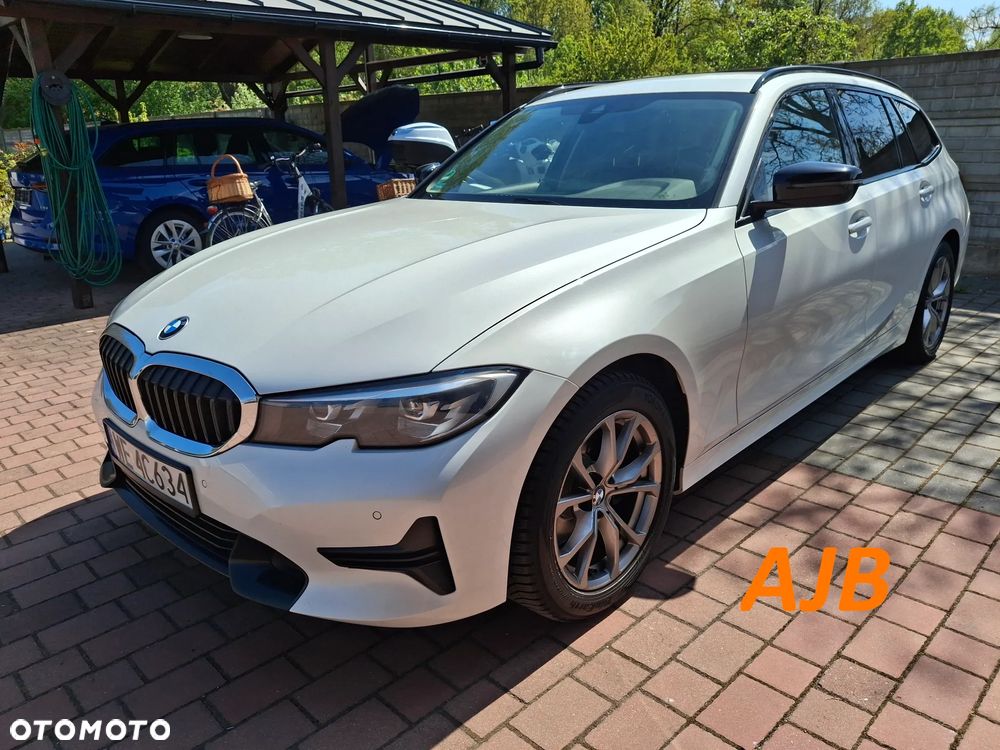 BMW Seria 3 318i - 1