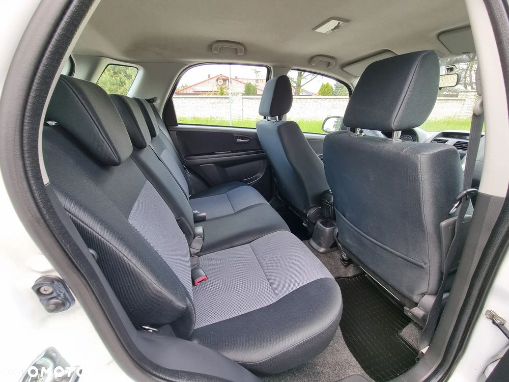 Fiat Sedici 1.9 Multijet 4x4 Dynamic - 17