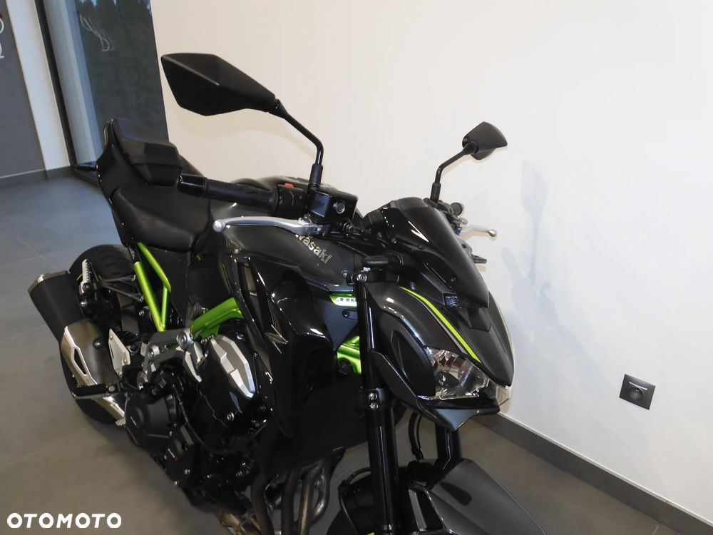 Kawasaki Z 900 - 16