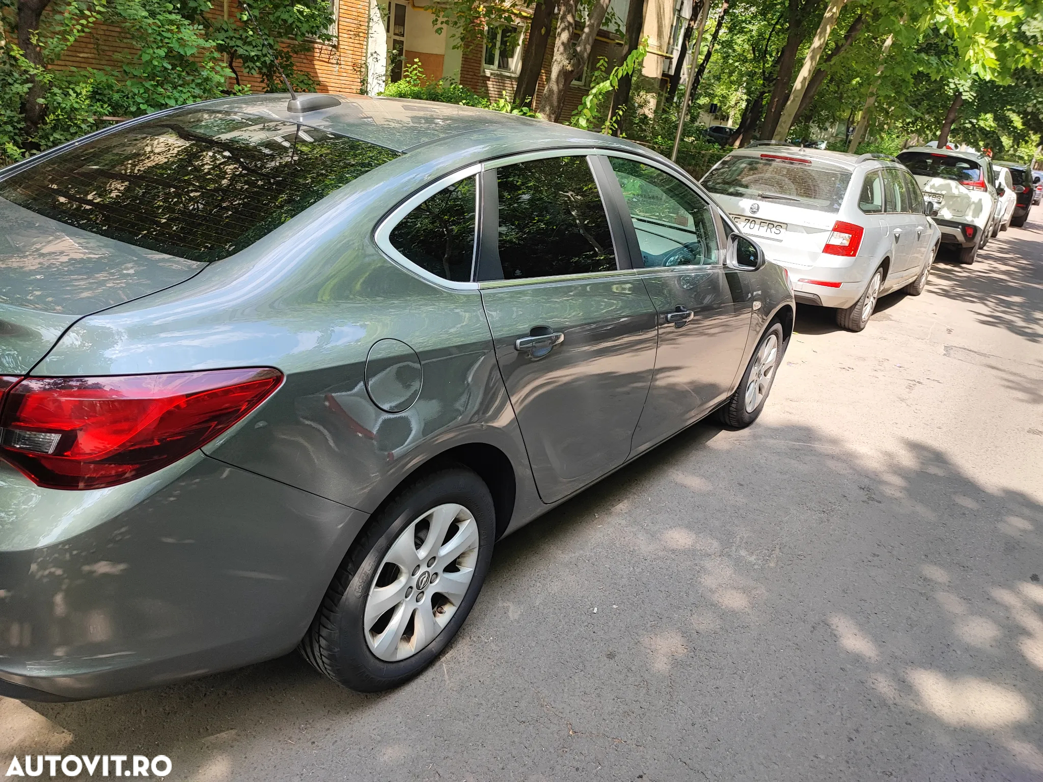 Opel Astra 1.4 Turbo ECOTEC Enjoy - 11