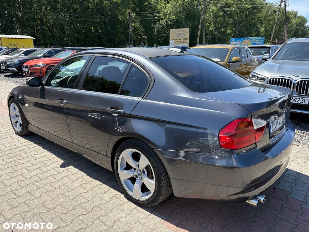 BMW Seria 3 325i xDrive - 4