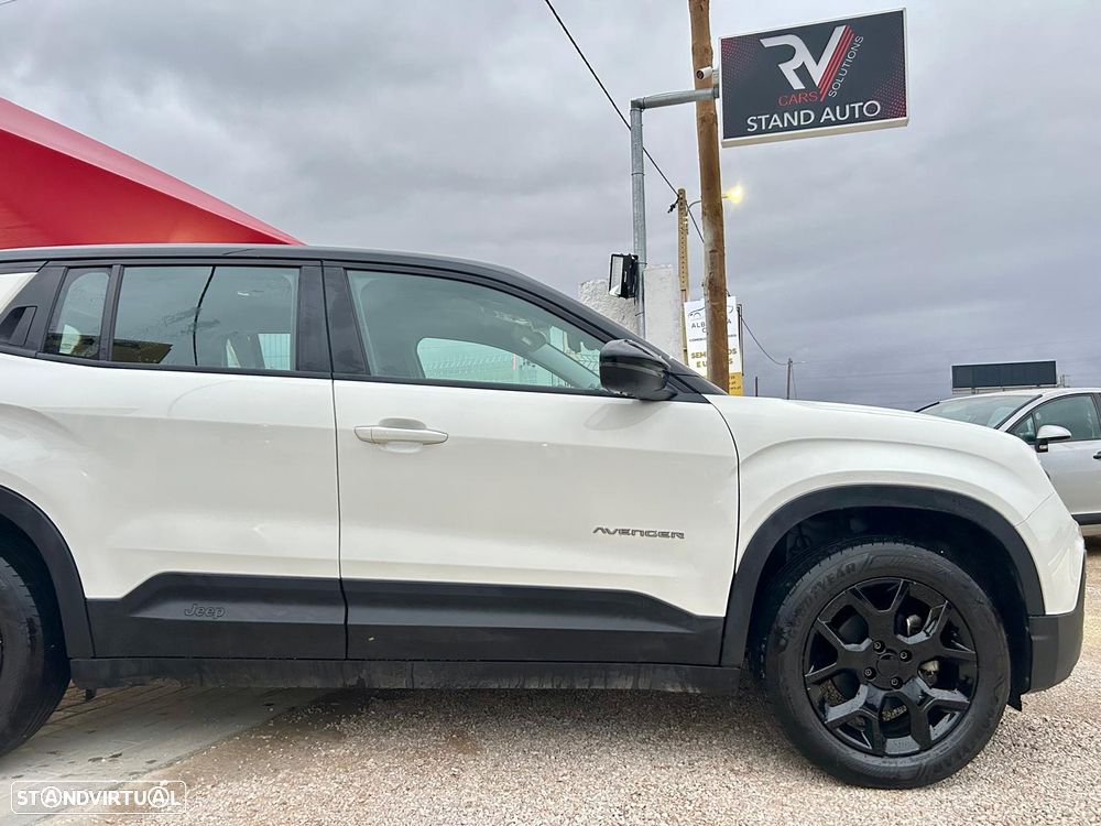 Jeep Avenger 1.2 GSE T3 Turbo-Benzin GDI Altitude - 6