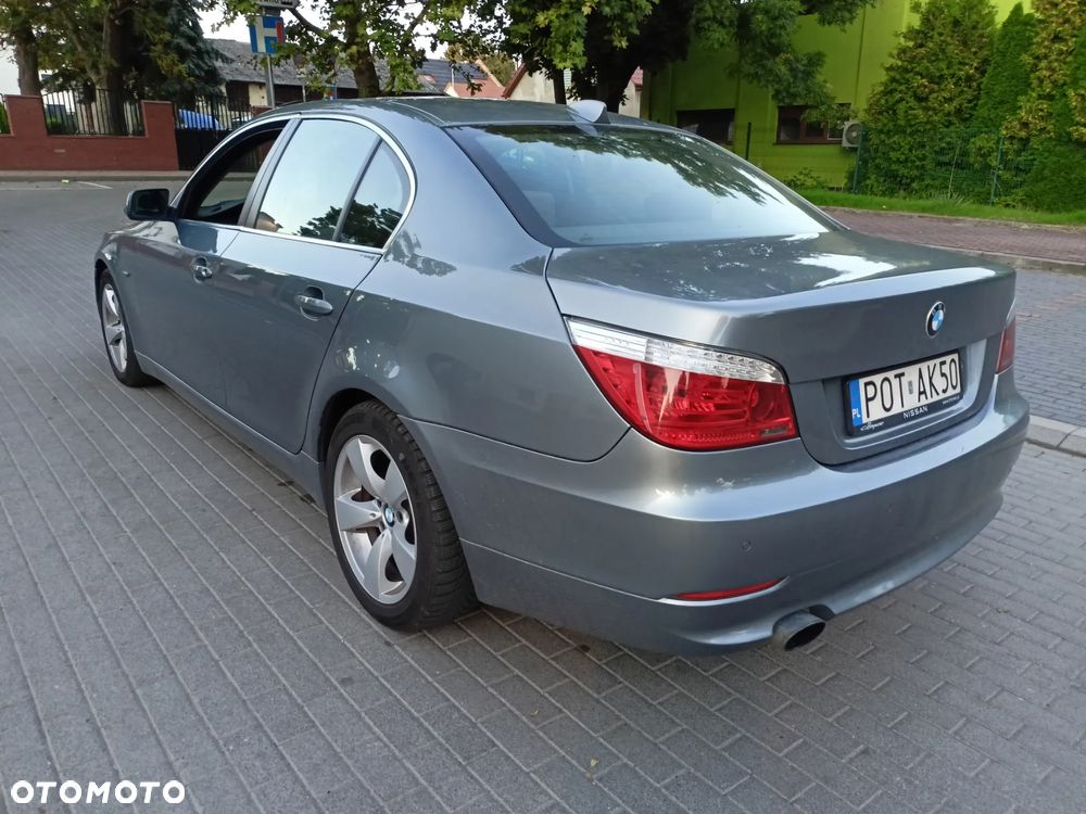 BMW Seria 5 520d - 3
