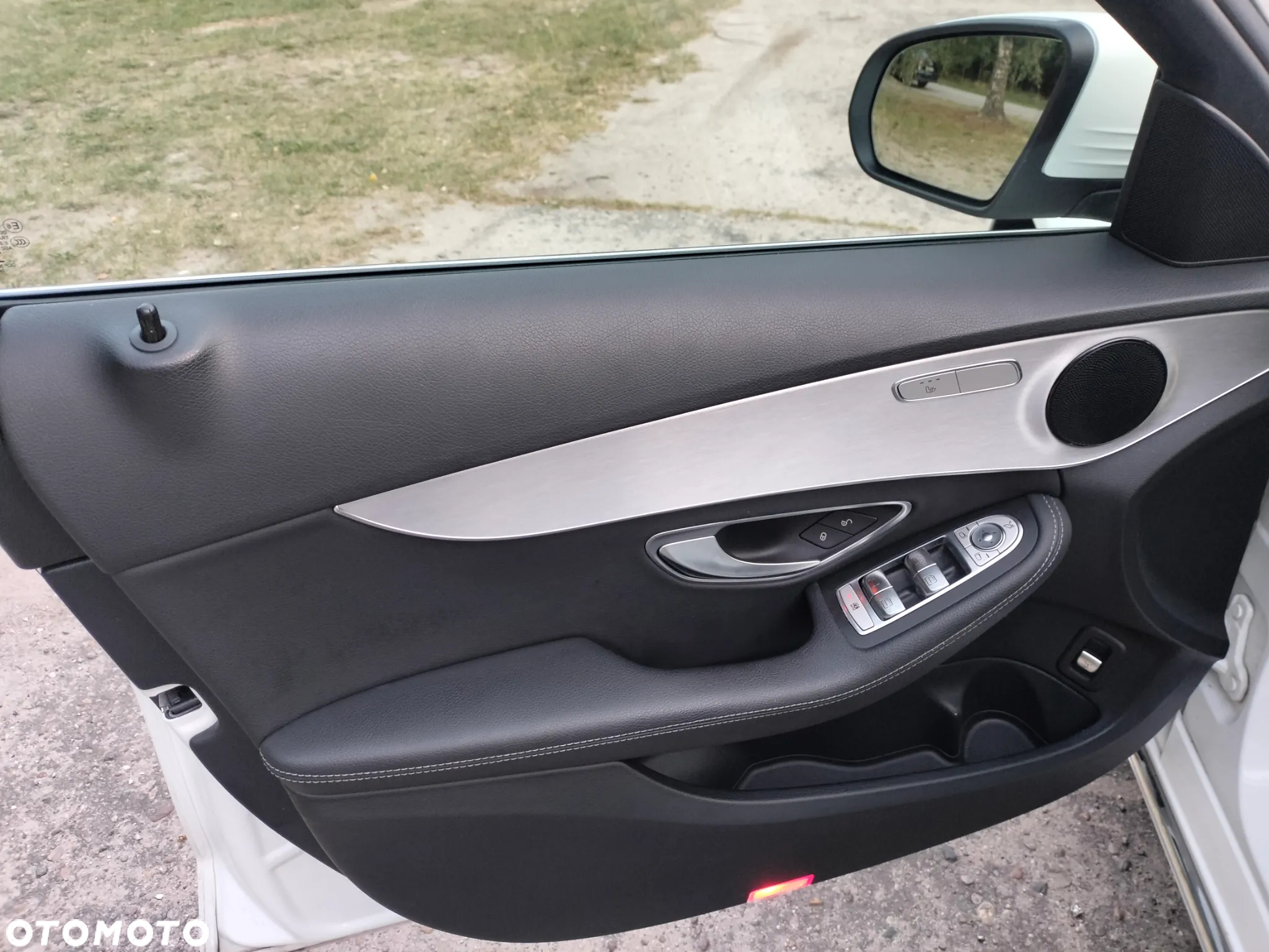 Mercedes-Benz Klasa C 220 d 9G-TRONIC - 32