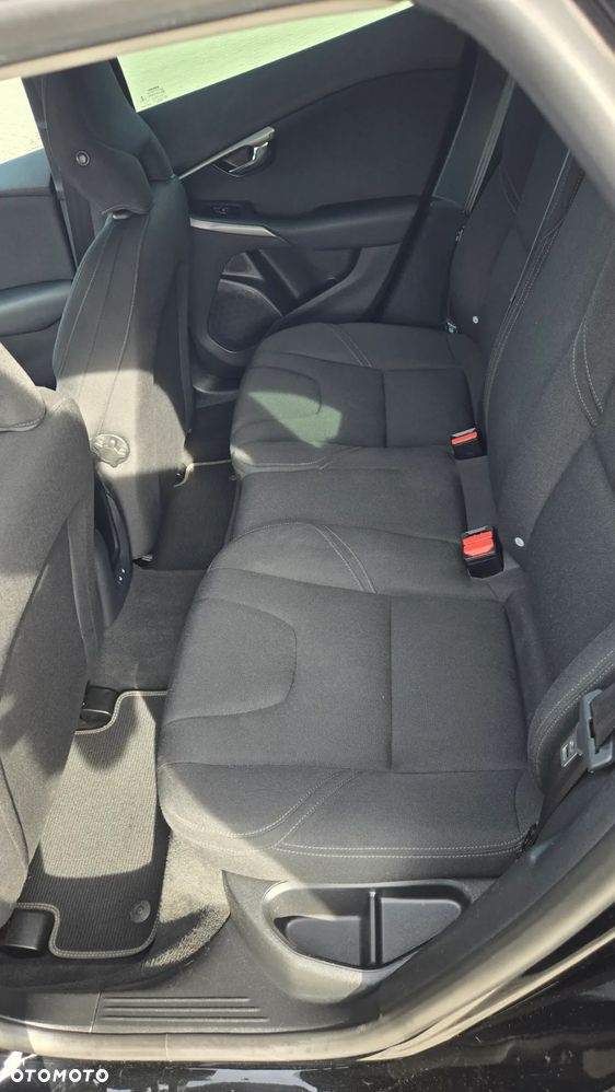 Volvo V40 - 9