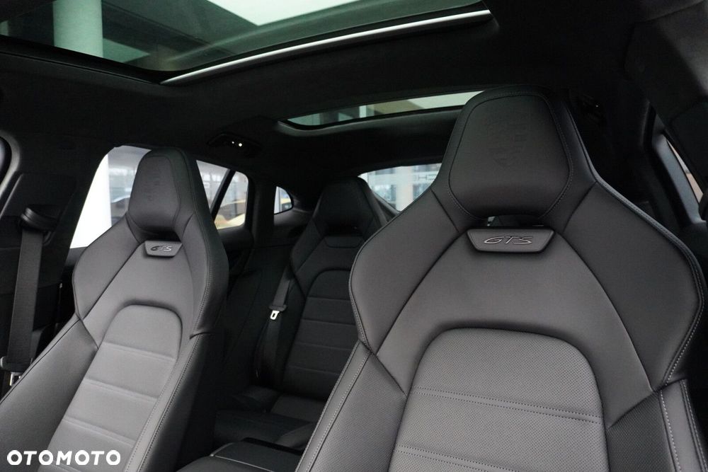 Porsche Panamera GTS - 29