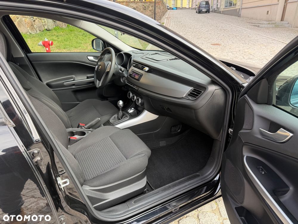 Alfa Romeo Giulietta 1.4 TB 16V Turismo - 9
