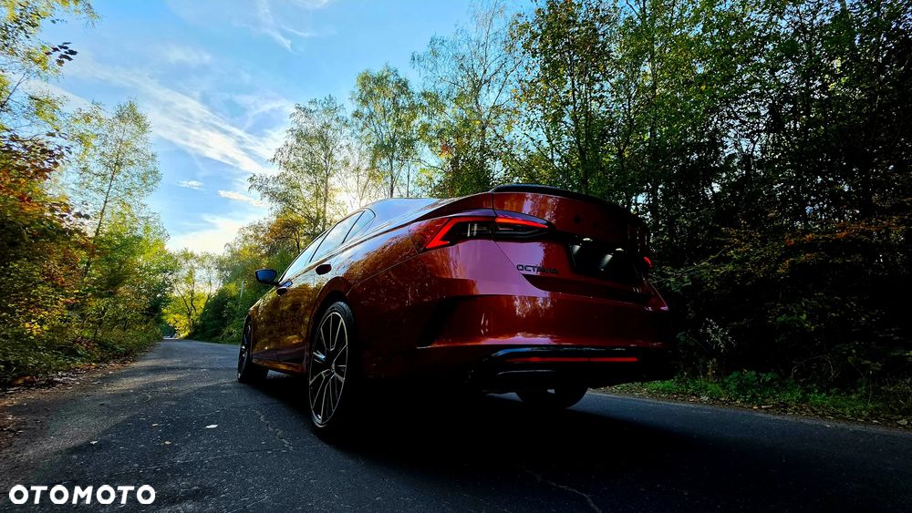 Skoda Octavia 2.0 TSI RS 245 DSG - 9