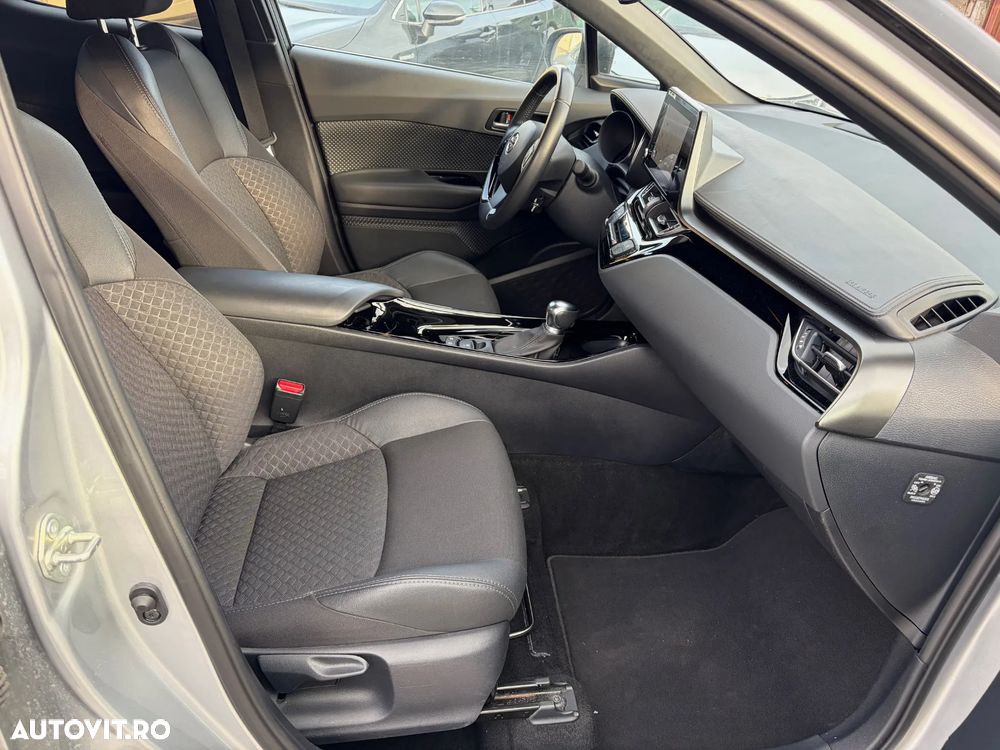 Toyota C-HR 1.8 HSD 122 CP 4x2 CVT C-lassy bi-tone - 20