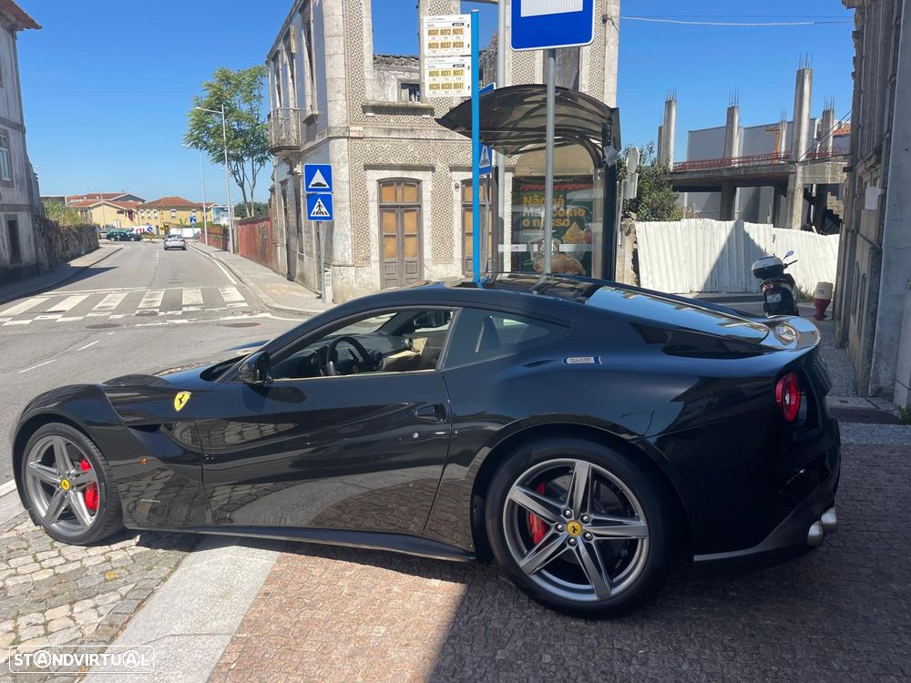 Ferrari F12 Berlinetta Hele - 3