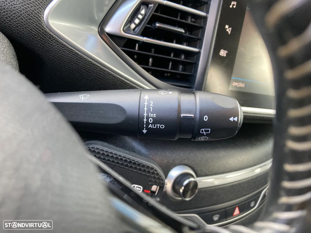 Peugeot 308 1.2 PureTech Style - 15