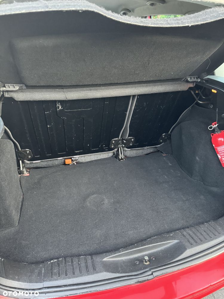 Ford Fusion 1.4 TDCI Ambiente - 37