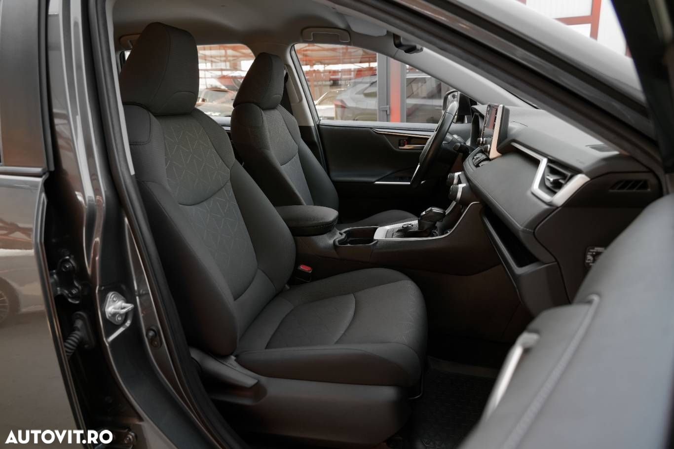 Toyota RAV4 - 15