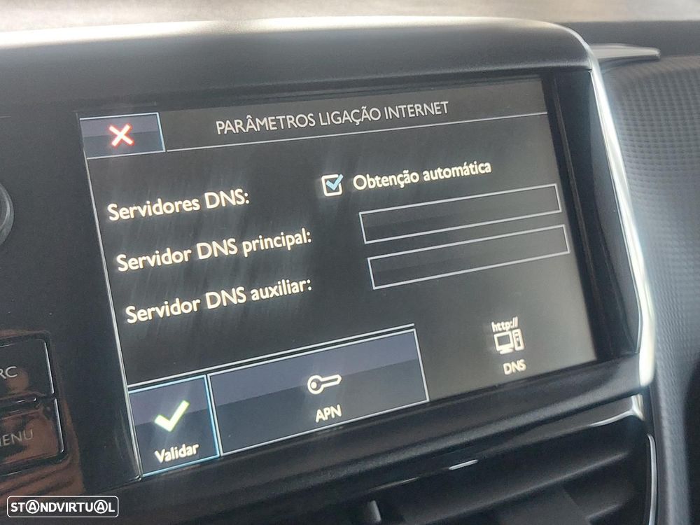 Peugeot 2008 1.2 PureTech Allure - 31