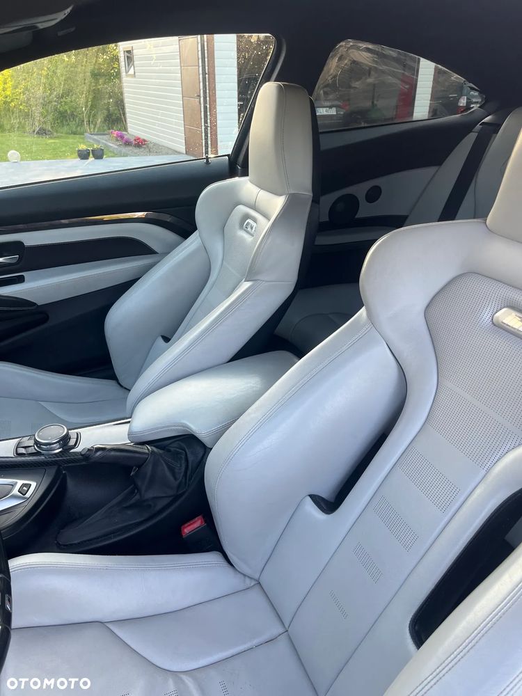 BMW M4 DKG - 11