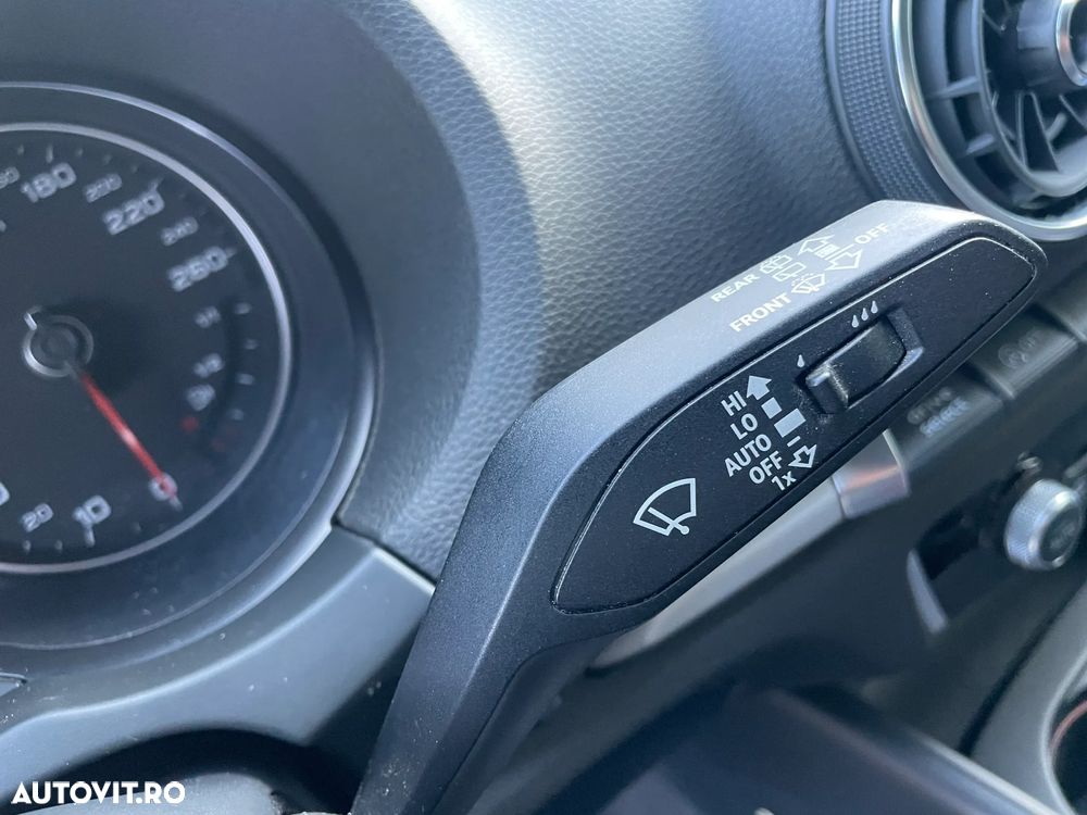 Audi A3 Sportback 30 TDI design - 19