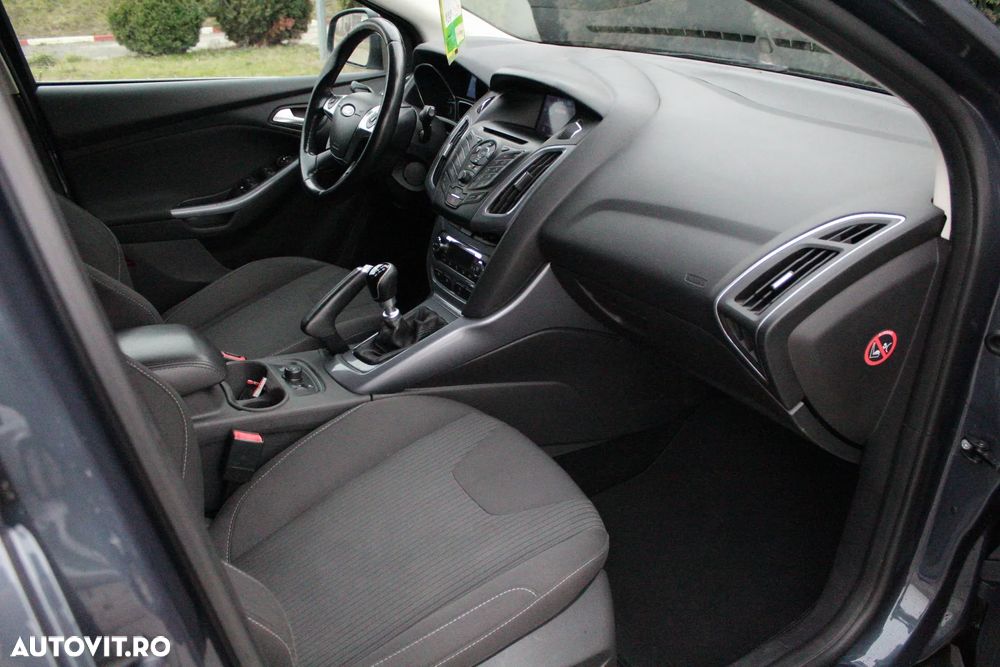 Ford Focus 1.6 TDCI DPF Start-Stopp-System Titanium - 8