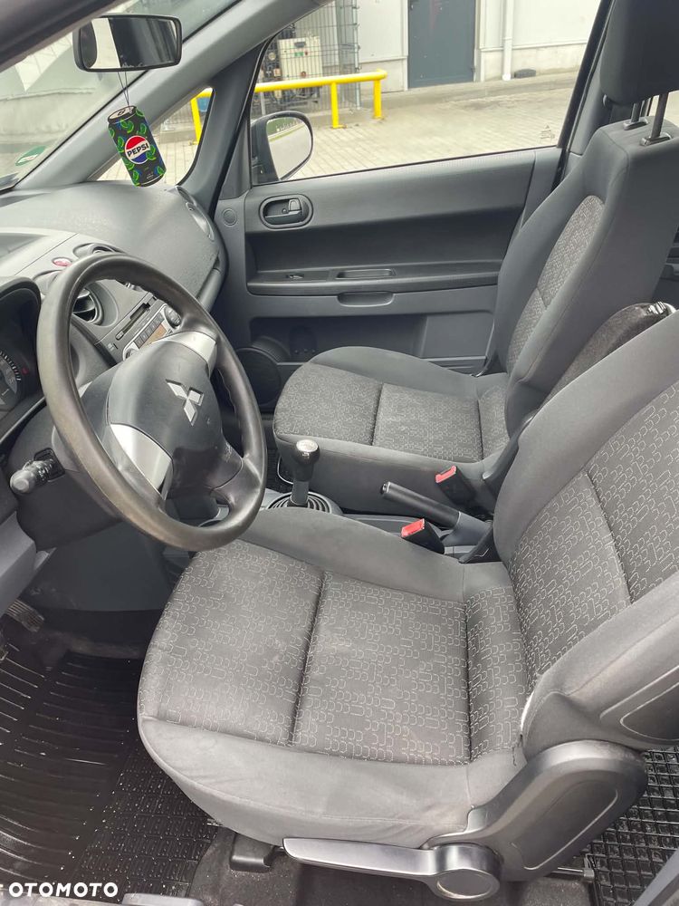 Mitsubishi Colt 1.3 Invite - 8