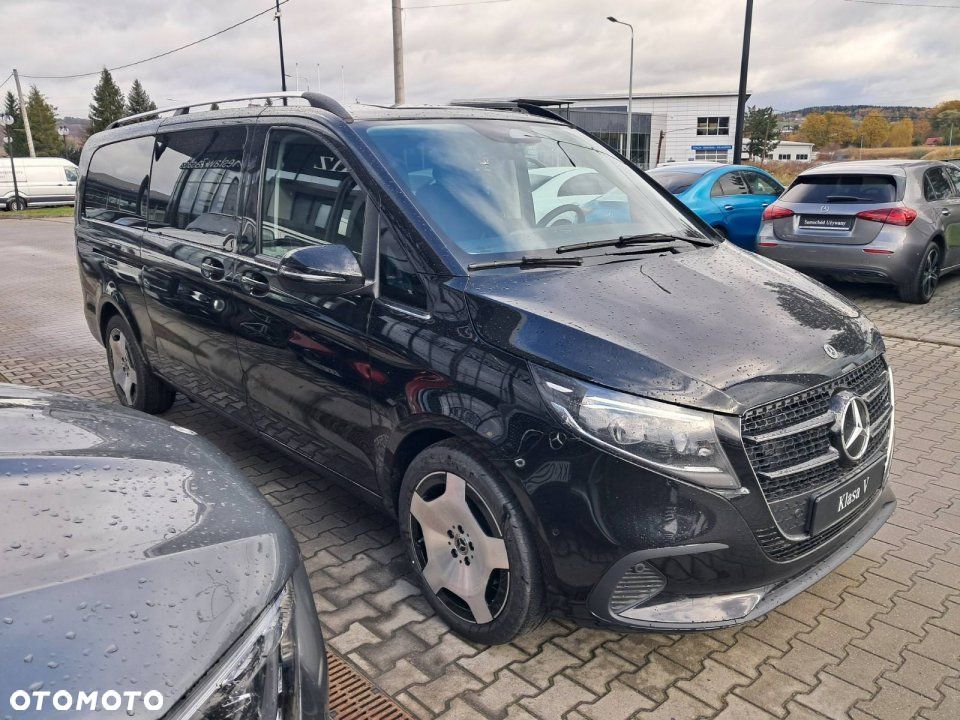 Mercedes-Benz Klasa V - 5