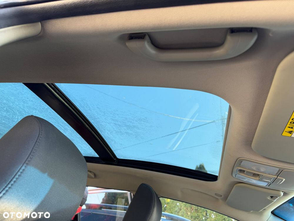 Kia Carens 1.7 CRDi 115 Dream-Team Edition - 18