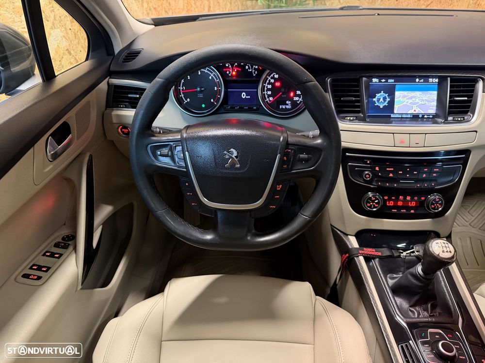 Peugeot 508 SW 2.0 HDi Allure J18 - 16