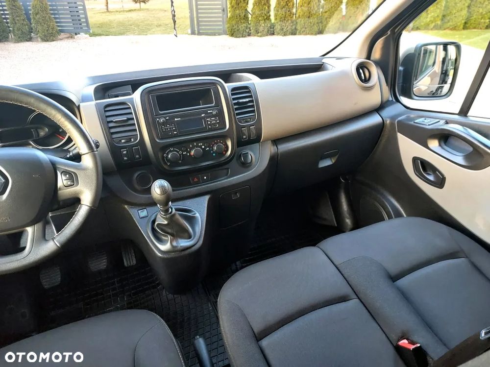 Renault Trafic - 18