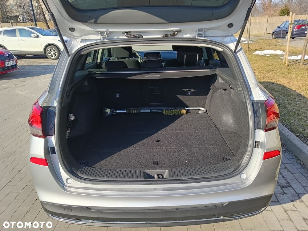 Hyundai i30 1.0 T-GDI Smart DCT - 6