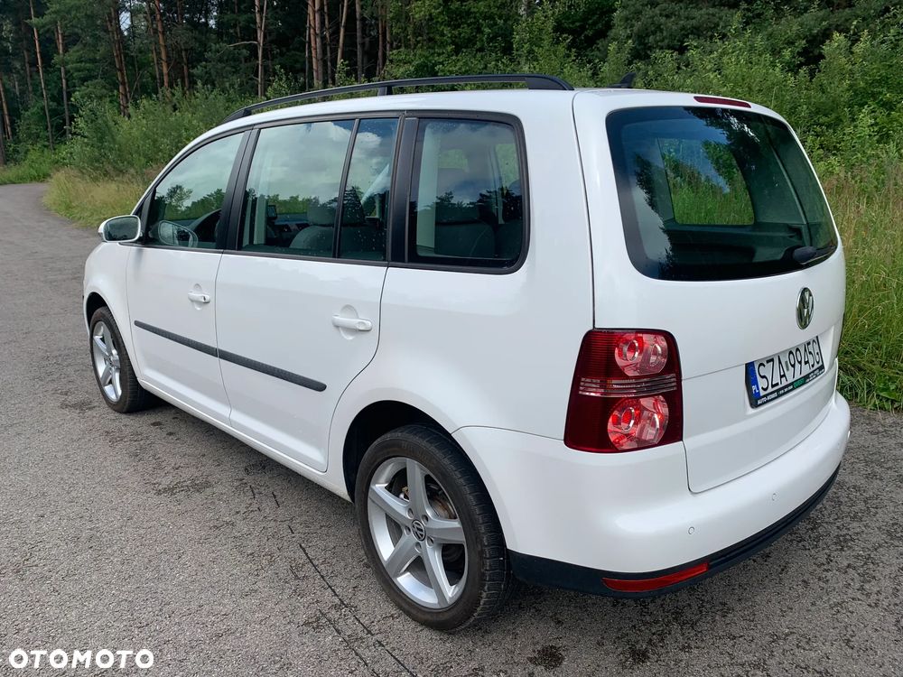 Volkswagen Touran 2.0 TDI Freestyle - 8