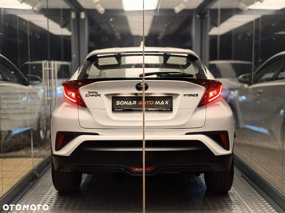 Toyota C-HR - 4