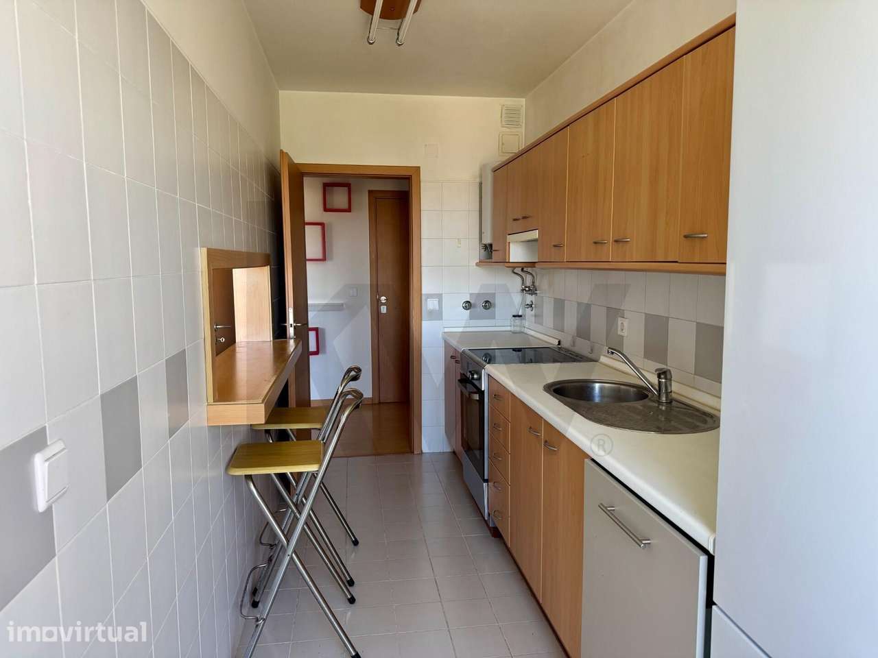 T0 Mobilado e Equipado com Garagem e Arrecadação - Grande imagem: 3/8