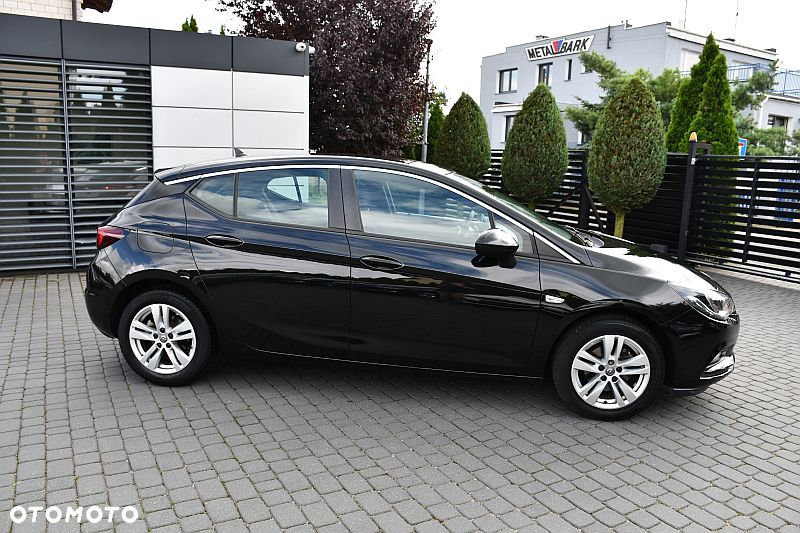 Opel Astra 1.4 Turbo Innovation - 29
