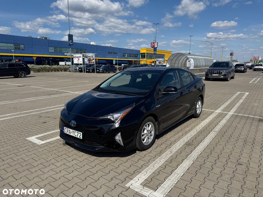 Toyota Prius Hybrid - 1
