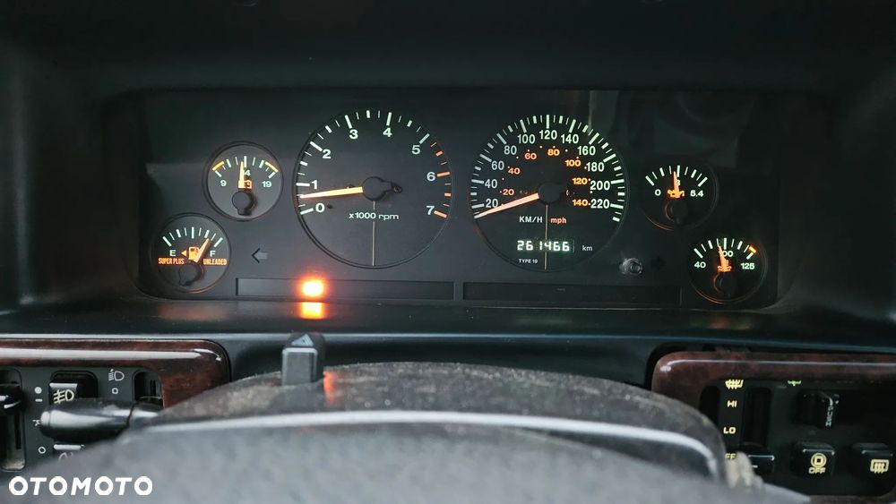 Jeep Grand Cherokee - 13