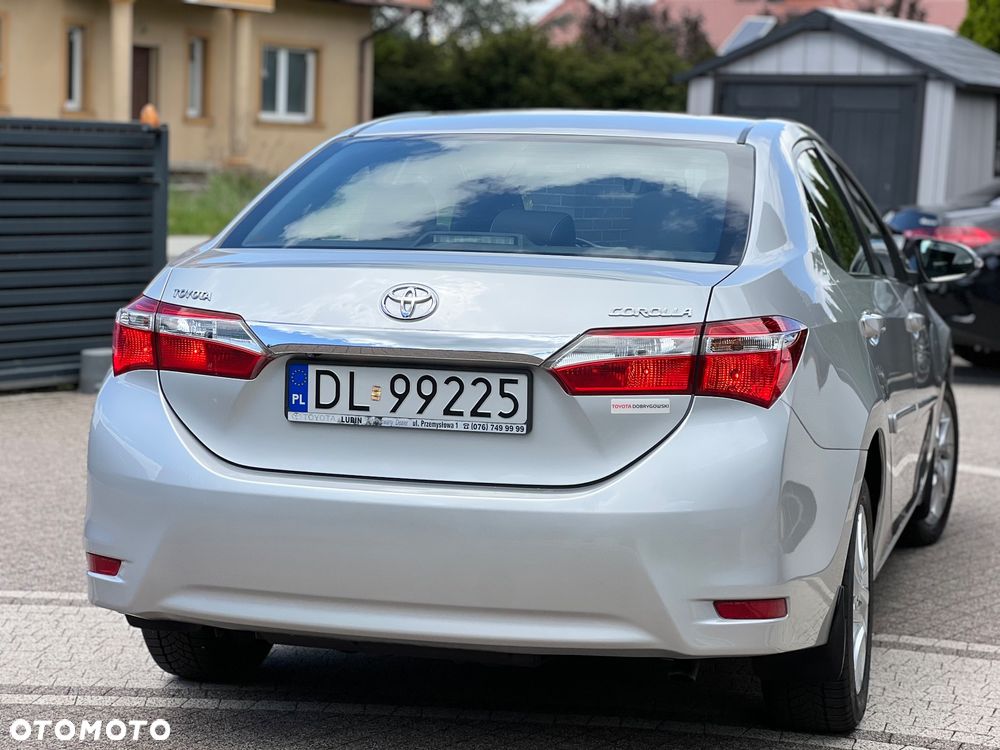 Toyota Corolla 1.6 Premium - 19