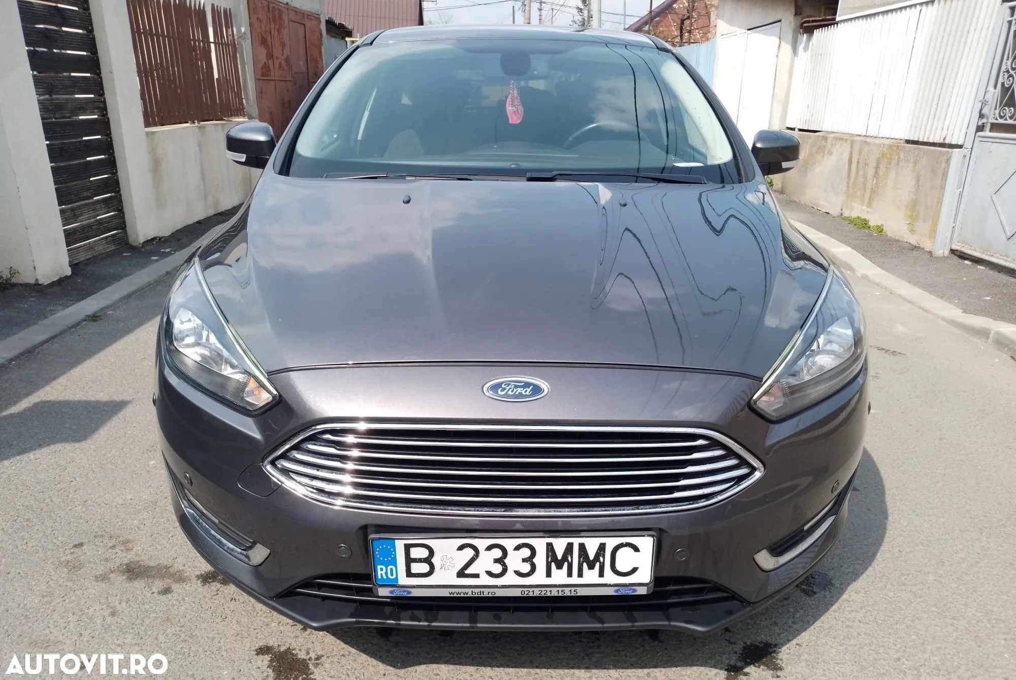 Ford Focus 1.0 EcoBoost Titanium - 1
