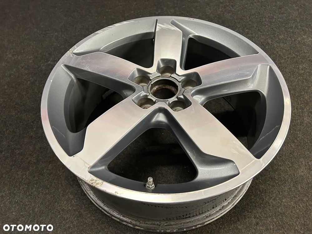 Alufelga Audi Q3 18 cali 5x112 1szt. 8U0601025D - 2