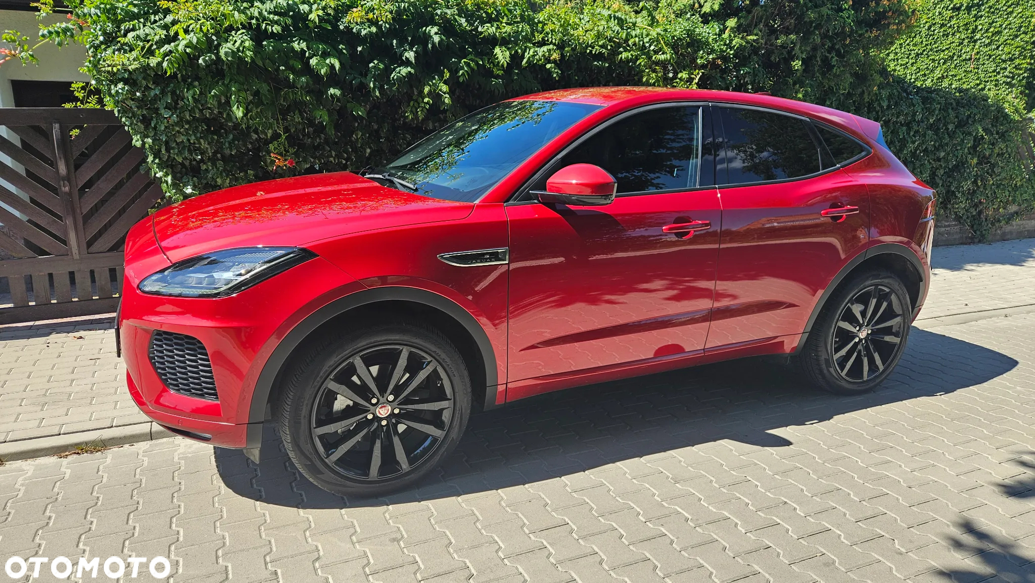 Jaguar E-Pace 2.0 i4D FWD R-Dynamic S - 10